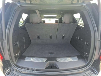 2023 GMC Yukon Denali Ultimate 5SB - miniatura 12