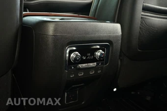 2023 GMC Yukon Denali Ultimate 5SB - miniatura 14