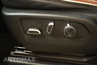2023 GMC Yukon Denali Ultimate 5SB - miniatura 22