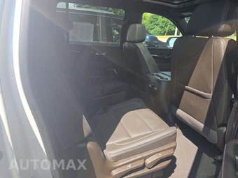 2023 GMC Yukon Denali XL - miniatura 17