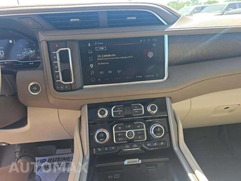 2023 GMC Yukon Denali XL - miniatura 7