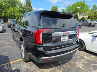 2023 GMC Yukon Denali XL - miniatura 2