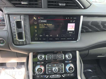 2023 GMC Yukon Denali XL - miniatura 9