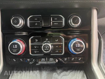 2023 GMC Yukon Denali XL 5SA - miniatura 14