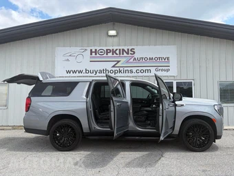 2023 GMC Yukon Denali XL 5SA - miniatura 16