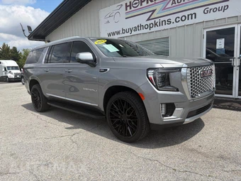 2023 GMC Yukon Denali XL 5SA - miniatura 2