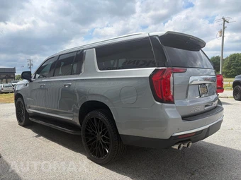 2023 GMC Yukon Denali XL 5SA - miniatura 5