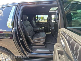 2023 GMC Yukon Denali XL 5SA - miniatura 14