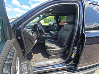 2023 GMC Yukon Denali XL 5SA - miniatura 3