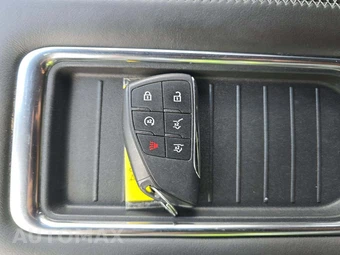 2023 GMC Yukon Denali XL 5SA - miniatura 5