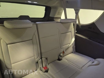 2023 GMC Yukon Denali XL 5SA - miniatura 14