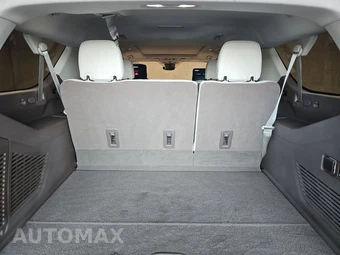 2023 GMC Yukon Denali XL 5SA - miniatura 17