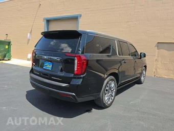 2023 GMC Yukon Denali XL Ultimate - miniatura 3