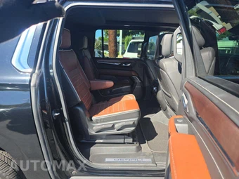 2023 GMC Yukon Denali XL Ultimate 5SB - miniatura 14
