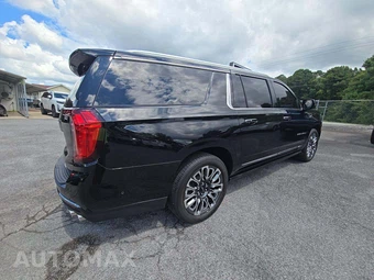 2023 GMC Yukon Denali XL Ultimate 5SB - miniatura 3