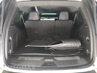 2023 GMC Yukon Denali XL Ultimate 5SB - miniatura 17