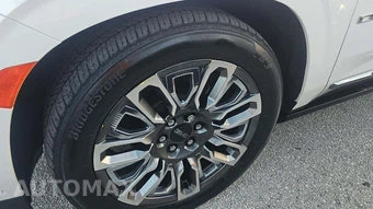 2023 GMC Yukon Denali XL Ultimate 5SB - miniatura 26