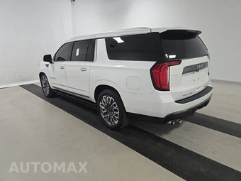 2023 GMC Yukon Denali XL Ultimate 5SB - miniatura 6
