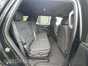 2023 GMC Yukon SLE - miniatura 17