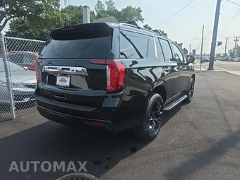 2023 GMC Yukon SLE 3SA - miniatura 4
