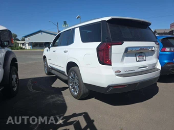 2023 GMC Yukon SLT - miniatura 2