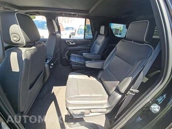 2023 GMC Yukon SLT - miniatura 13