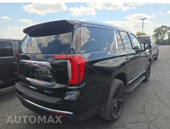 2023 GMC Yukon SLT - miniatura 6