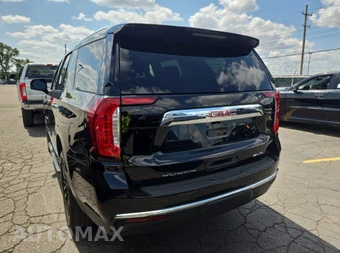 2023 GMC Yukon SLT - miniatura 7