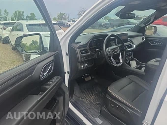 2023 GMC Yukon SLT - miniatura 13
