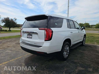 2023 GMC Yukon SLT - miniatura 3