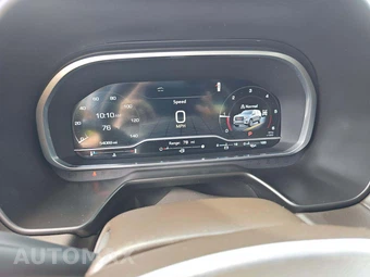 2023 GMC Yukon SLT - miniatura 9