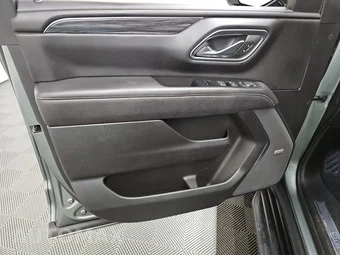 2023 GMC Yukon SLT 4SA - miniatura 9
