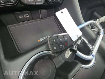 2023 GMC Yukon SLT 4SA - miniatura 8