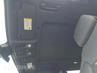 2023 GMC Yukon XL AT4 4SB - miniatura 11
