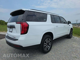 2023 GMC Yukon XL AT4 4SB - miniatura 3