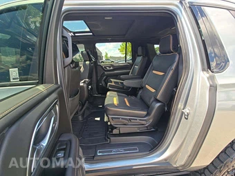 2023 GMC Yukon XL AT4 4SB - miniatura 10