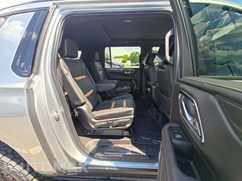 2023 GMC Yukon XL AT4 4SB - miniatura 14