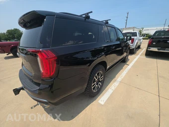 2023 GMC Yukon XL AT4 4SB - miniatura 4