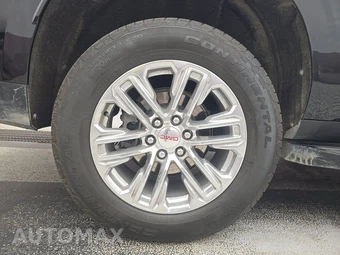 2023 GMC Yukon XL SLT - miniatura 5