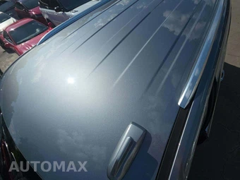 2023 GMC Yukon XL SLT 4SA - miniatura 12