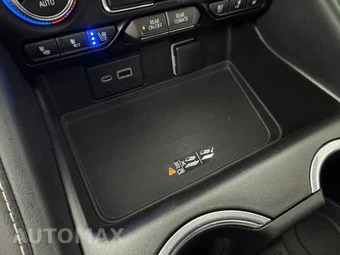 2023 GMC Yukon XL SLT 4SA - miniatura 22