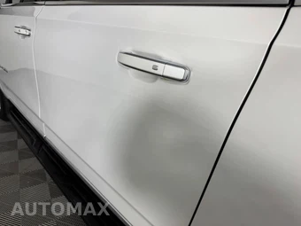 2023 GMC Yukon XL SLT 4SA - miniatura 28