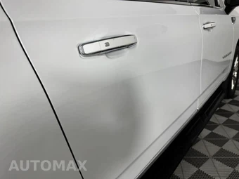 2023 GMC Yukon XL SLT 4SA - miniatura 31