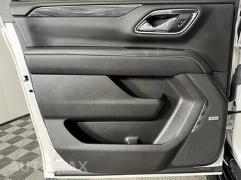 2023 GMC Yukon XL SLT 4SA - miniatura 46
