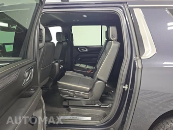 2023 GMC Yukon XL SLT 4SA - miniatura 13