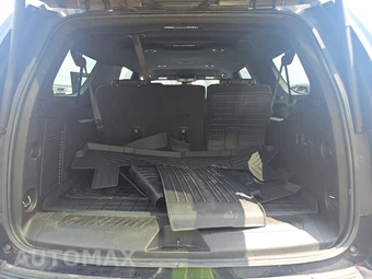 2023 GMC Yukon XL SLT 4SA - miniatura 17