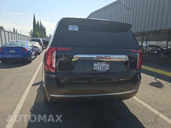 2023 GMC Yukon XL SLT 4SA - miniatura 5