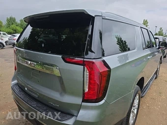 2023 GMC Yukon XL SLT 4SA - miniatura 4