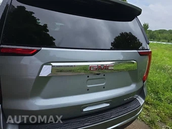 2023 GMC Yukon XL SLT 4SA - miniatura 5