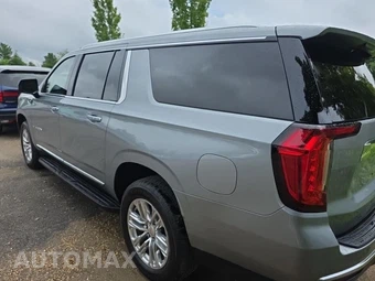 2023 GMC Yukon XL SLT 4SA - miniatura 6